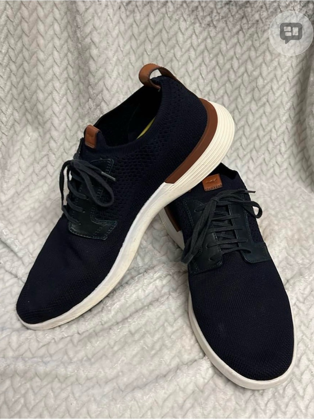 Wolf & Shepherd SwiftKnit Derby Navy Shoes with brown accents Men’s 9 Women’s 11
